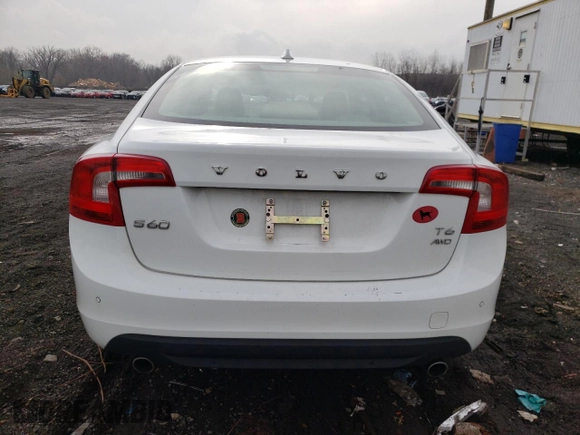 2013 Volvo S60 T6 R-Design Platinum with VIN YV1902FH2D2178884, listed as a Copart auction lot 51805655 with 141,878 mi miles and Salvage title. Bid and sale history available at DreamBid. Image 6.