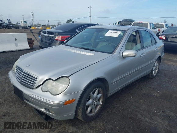 2004 Mercedes-Benz C 320 with VIN WDBRF64J74F481703, listed as a IAAI auction lot 41198886 with 221,437 mi miles and . Bid and sale history available at DreamBid. Image 2.