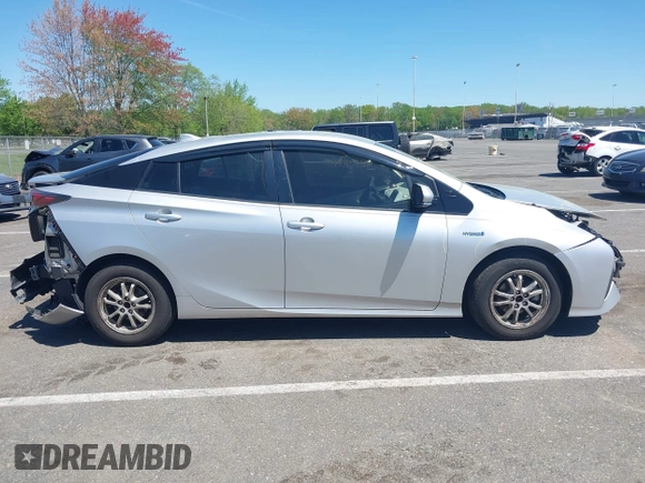 2018 Toyota Prius Two with VIN JTDKBRFU6J3603990, listed as a IAAI auction lot 42151090 with 71,388 mi miles and . Bid and sale history available at DreamBid. Image 13.