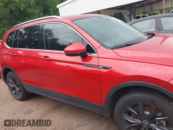 2022 Volkswagen Tiguan SE with VIN 3VV3B7AX7NM170227, listed as a IAAI auction lot 42161892 with 37,092 mi miles and . Bid and sale history available at DreamBid. Image 12.