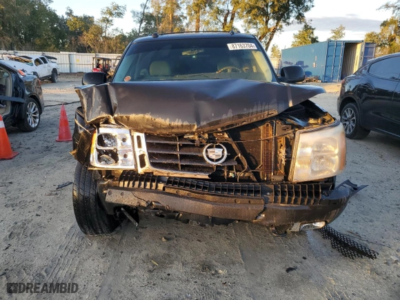 2005 Cadillac Escalade with VIN 1GYEC63N55R201378, listed as a Copart auction lot 87163704 with 153,771 mi miles and Salvage Title. Bid and sale history available at carsss.com. Image 5.