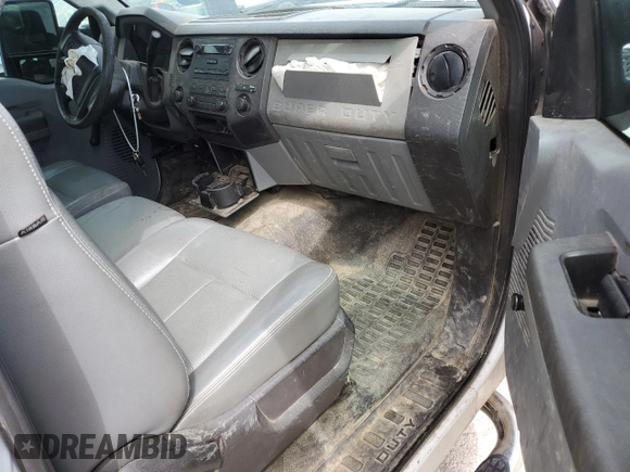 2011 Ford F-250 XL с VIN 1FTBF2A69BEA15494, выставлен на аукционе Copart как лот 55093485 с пробегом 148 417 миль миль и Списание • Salvage title. История ставок и продаж доступна на DreamBid. Изображение 10.