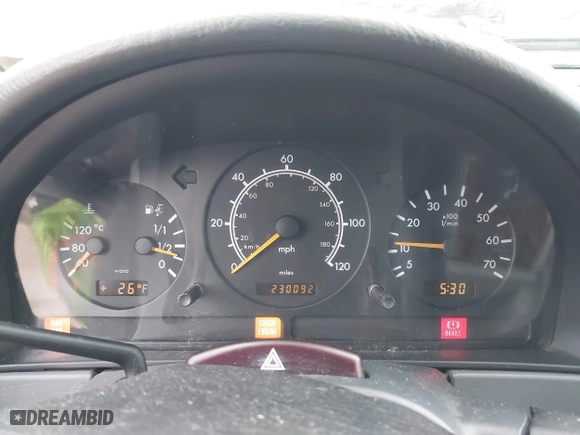 1999 Mercedes-Benz M-Class with VIN 4JGAB72E4XA113675, listed as a IAAI auction lot 41554604 with 230,092 mi miles. Bid and sale history available at carsss.com. Image 7.