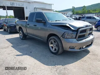 2012 Ram 1500 Express с VIN 1C6RD7FT1CS264737, выставлен на аукционе IAAI как лот 42343855 с пробегом 148 368 миль миль и . История ставок и продаж доступна на DreamBid. Изображение 1.