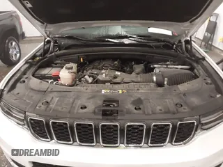 2023 Jeep Grand Cherokee Altitude with VIN 1C4RJKAGXP8842626, listed as a IAAI auction lot 41656013 with 41,085 mi miles and . Bid and sale history available at DreamBid. Image 10.