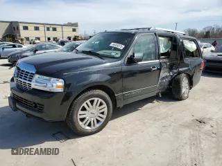 2013 Lincoln Navigator z VIN 5LMJJ2H54DEL02695, wystawiony jako Copart lot #46459375 z przebiegiem 209 492 mil mil oraz Szkoda całkowita • Salvage title. Historia ofert i sprzedaży dostępna na DreamBid. Obrazek 1.