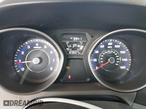 2014 Hyundai Elantra SE with VIN 5NPDH4AE5EH531524, listed as a Copart auction lot 60934715 with 123,607 mi miles and Clean title. Bid and sale history available at DreamBid. Image 9.