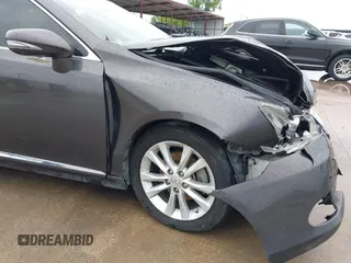 2011 Lexus ES 330 with VIN JTHBK1EG7B2450409, listed as a IAAI auction lot 42481391 with Not provided miles and . Bid and sale history available at DreamBid. Image 17.