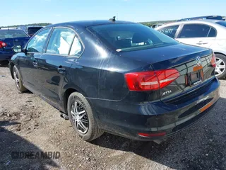 2015 Volkswagen Jetta Sedan 2.0L S w/Technology with VIN 3VW2K7AJ2FM321236, listed as a IAAI auction lot 40432936 with 85,959 mi miles. Bid and sale history available at carsss.com. Image 3.