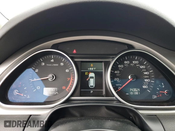 2015 Audi Q7 Premium Plus with VIN WA1LGAFE7FD029637, listed as a Copart auction lot 56596535 with 131,381 mi miles and Salvage Title. Bid and sale history available at DreamBid. Image 9.