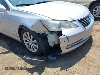 2007 Lexus ES 330 z VIN JTHBJ46G672033406, wystawiony jako IAAI lot #42395991 z przebiegiem 197 619 mil mil oraz . Historia ofert i sprzedaży dostępna na DreamBid. Obrazek 6.