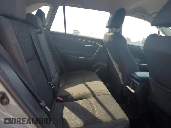 2020 Toyota RAV4 XLE with VIN 2T3P1RFV2LC084813, listed as a Copart auction lot 59567615 with 126,676 mi miles and Salvage title. Bid and sale history available at DreamBid. Image 11.