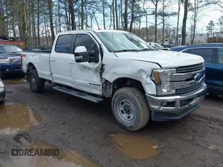 2018 Ford Super Duty F-250 SRW XL with VIN 1FT7W2BT0JEB70539, listed as a IAAI auction lot 41775313 with 183,204 mi miles. Bid and sale history available at carsss.com. Image 1.
