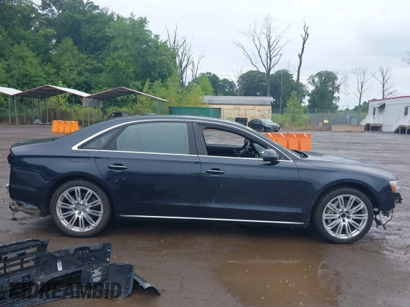 2015 Audi A8 3.0T z VIN WAU3GAFD9FN001343, wystawiony jako IAAI lot #39846084 z przebiegiem 105 242 mil mil oraz . Historia ofert i sprzedaży dostępna na DreamBid. Obrazek 14.