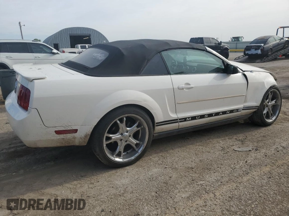 2008 Ford Mustang Deluxe с VIN 1ZVHT84NX85165449, выставлен на аукционе Copart как лот 54366435 с пробегом 163 859 миль миль и Списание • Salvage title. История ставок и продаж доступна на DreamBid. Изображение 3.
