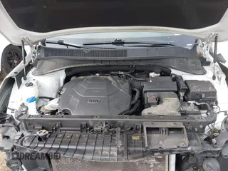 2020 Kia Sorento LX V6 with VIN 5XYPG4A51LG624013, listed as a IAAI auction lot 41129298 with 152,051 mi miles. Bid and sale history available at carsss.com. Image 10.