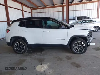2024 Jeep Compass Limited z VIN 3C4NJDCN6RT597494, wystawiony jako IAAI lot #42538077 z przebiegiem 31 033 mil mil oraz . Historia ofert i sprzedaży dostępna na DreamBid. Obrazek 14.