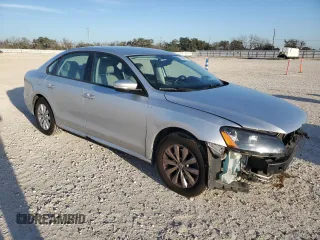 2014 Volkswagen Passat S with VIN 1VWAS7A30EC120934, listed as a Copart auction lot 86300754 with 91,176 mi miles and Salvage Title. Bid and sale history available at carsss.com. Image 4.