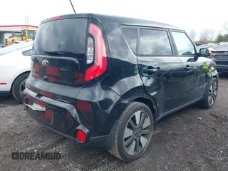 2015 Kia Soul ! with VIN KNDJX3A55F7213263, listed as a IAAI auction lot 41991924 with 257,748 mi miles. Bid and sale history available at carsss.com. Image 4.