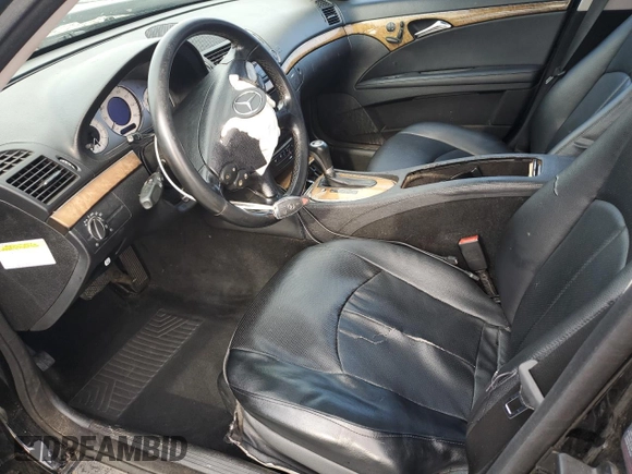 2008 Mercedes-Benz E 350 Luxury with VIN WDBUF87X88B325897, listed as a Copart auction lot 60238175 with 172,510 mi miles and Salvage title. Bid and sale history available at DreamBid. Image 7.