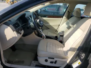 2013 Volkswagen Passat SEL Premium with VIN 1VWCH7A34DC075132, listed as a Copart auction lot 75872334 with 176,819 mi miles and Salvage Title. Bid and sale history available at carsss.com. Image 7.