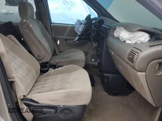2002 Chevrolet Venture Plus 1SB Pkg with VIN 1GNDX03E92D137980, listed as a Copart auction lot 87407284 with 201,417 mi miles and Salvage Title. Bid and sale history available at carsss.com. Image 7.