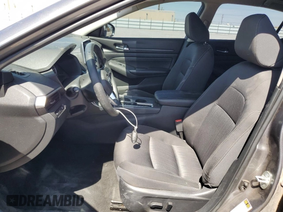 2020 Nissan Altima S with VIN 1N4BL4BVXLC173050, listed as a Copart auction lot 55618255 with 61,390 mi miles and Salvage title. Bid and sale history available at DreamBid. Image 7.