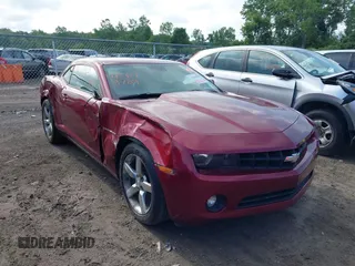 2010 Chevrolet Camaro 2LT z VIN 2G1FC1EV6A9172495, wystawiony jako IAAI lot #42649789 z przebiegiem 105 587 mil mil oraz . Historia ofert i sprzedaży dostępna na DreamBid. Obrazek 1.