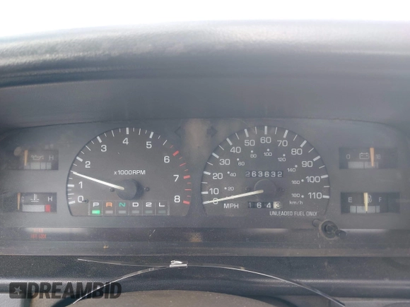 1993 Toyota T100 z VIN JT4VD20C1P0010434, wystawiony jako IAAI lot #42270410 z przebiegiem 263 632 mil mil oraz . Historia ofert i sprzedaży dostępna na DreamBid. Obrazek 7.