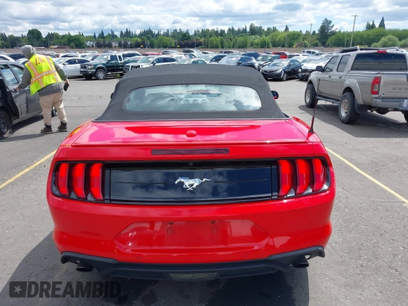 2022 Ford Mustang EcoBoost z VIN 1FATP8UH2N5124679, wystawiony jako IAAI lot #42271957 z przebiegiem 44 470 mil mil oraz . Historia ofert i sprzedaży dostępna na DreamBid. Obrazek 17.