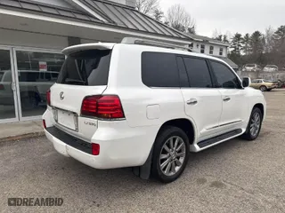 2011 Lexus LX 570 with VIN JTJHY7AX9B4071559, listed as a IAAI auction lot 41860921 with 201,449 mi miles. Bid and sale history available at carsss.com. Image 4.