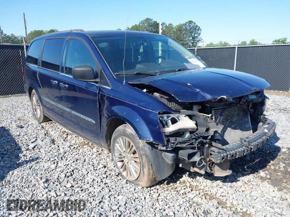 2013 Chrysler Town & Country Touring-L with VIN 2C4RC1CG7DR661162, listed as a IAAI auction lot 42026629 with 180,064 mi miles. Bid and sale history available at carsss.com. Image 1.
