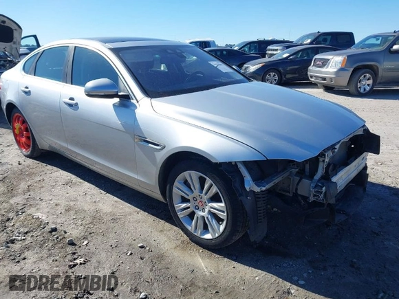 2016 Jaguar XF 35t Premium with VIN SAJBD4BV0GCY13376, listed as a IAAI auction lot 41375803 with 64,368 mi miles. Bid and sale history available at carsss.com. Image 1.