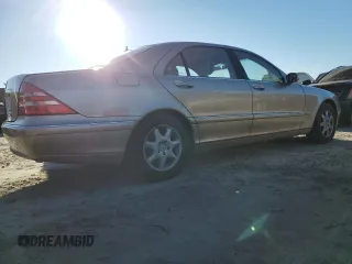 2002 Mercedes-Benz S-Class 4.3L with VIN WDBNG70J32A289860, listed as a Copart auction lot 85976544 with 129,617 mi miles and Salvage Title. Bid and sale history available at carsss.com. Image 3.