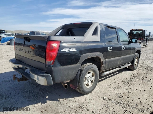 2005 Chevrolet Avalanche Z71 with VIN 3GNEK12ZX5G233380, listed as a Copart auction lot 50586205 with 140,828 mi miles and Clean Title. Bid and sale history available at carsss.com. Image 3.