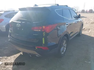 2017 Hyundai Santa Fe 2.4L z VIN 5NMZU3LB2HH037704, wystawiony jako IAAI lot #42113964 z przebiegiem 125 488 mil mil oraz . Historia ofert i sprzedaży dostępna na DreamBid. Obrazek 4.