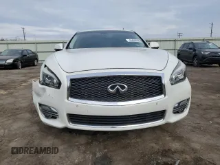 2015 Infiniti Q70 with VIN JN1BY1AR0FM561260, listed as a Copart auction lot 46496955 with 69,792 mi miles and Salvage title. Bid and sale history available at DreamBid. Image 5.