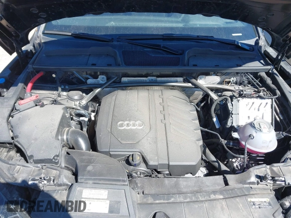2025 Audi Q5 S line Premium z VIN WA1GAAFY7S2022643, wystawiony jako IAAI lot #41881316 z przebiegiem 8367 mil mil oraz . Historia ofert i sprzedaży dostępna na DreamBid. Obrazek 10.