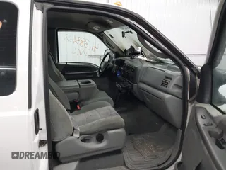 2003 Ford F-350 XL with VIN 1FTSX31P63EC69743, listed as a IAAI auction lot 41138368 with Not Provided miles and . Bid and sale history available at DreamBid. Image 5.
