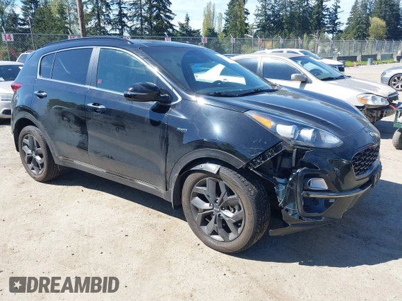 2020 Kia Sportage S with VIN KNDP6CAC0L7723110, listed as a IAAI auction lot 42077872 with 70,821 mi miles. Bid and sale history available at carsss.com. Image 1.