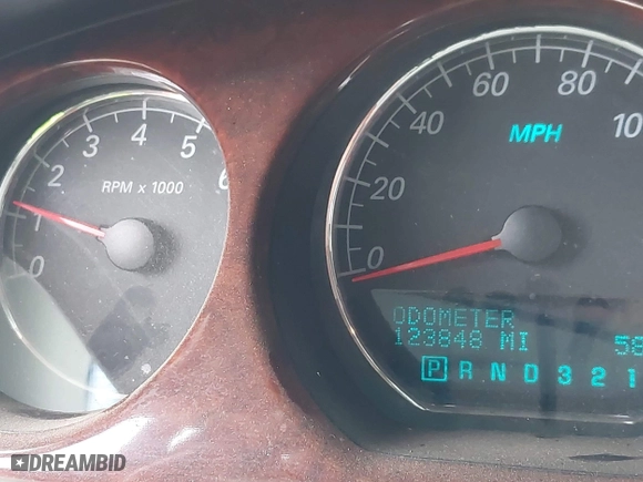 2006 Buick Lucerne CXL with VIN 1G4HR57Y76U250110, listed as a IAAI auction lot 42002791 with 123,848 mi miles. Bid and sale history available at carsss.com. Image 7.