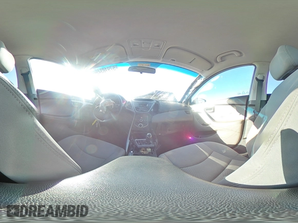 2015 Hyundai Elantra SE z VIN 5NPDH4AE3FH583168, wystawiony jako Copart lot #57910345 z przebiegiem 110 291 mil mil oraz Szkody całkowita. Historia ofert i sprzedaży dostępna na DreamBid. Obrazek 14.
