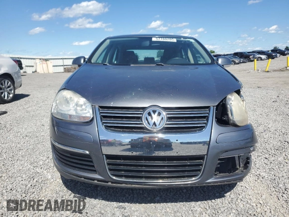 2010 Volkswagen Jetta Limited Edition с VIN 3VWRZ7AJ0AM140235, выставлен на аукционе Copart как лот 57780205 с пробегом 186 031 миль миль и Списание • Salvage title. История ставок и продаж доступна на DreamBid. Изображение 5.