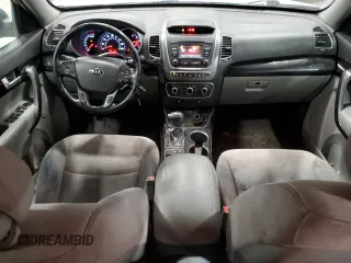 2015 Kia Sorento LX with VIN 5XYKT4A63FG592300, listed as a Copart auction lot 50242975 with 227,062 mi miles and Clean Title. Bid and sale history available at carsss.com. Image 8.