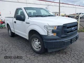 2017 Ford F-150 XL with VIN 1FTMF1C86HKD60722, listed as a IAAI auction lot 41921827 with 125,622 mi miles. Bid and sale history available at carsss.com. Image 1.