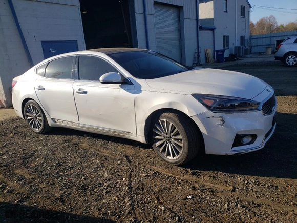 2017 Kia Cadenza Technology with VIN KNALC4J19H5068926, listed as a Copart auction lot 81092764 with 55,073 mi miles and Salvage Title. Bid and sale history available at carsss.com. Image 4.