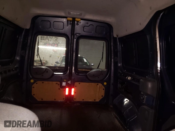 2010 Ford Transit Connect XLT с VIN NM0LS7DN6AT021518, выставлен на аукционе Copart как лот 48811635 с пробегом 121 385 миль миль и Списание • Salvage title. История ставок и продаж доступна на DreamBid. Изображение 10.