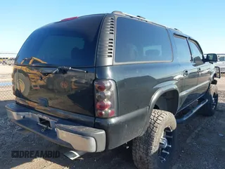 2001 Chevrolet Suburban LS with VIN 3GNEC16T61G284128, listed as a IAAI auction lot 41102555 with 198,323 mi miles. Bid and sale history available at carsss.com. Image 4.