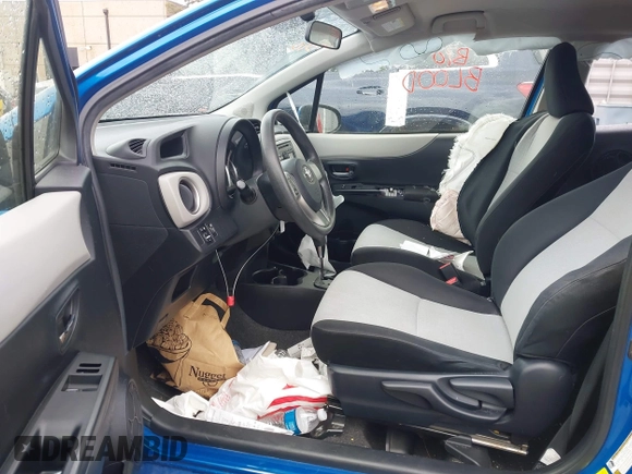 2013 Toyota Yaris L with VIN JTDJTUD3XDD572098, listed as a IAAI auction lot 41903113 with 106,900 mi miles. Bid and sale history available at carsss.com. Image 5.