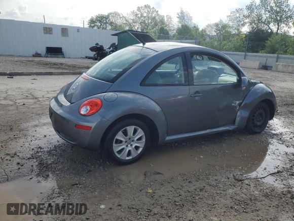 2008 Volkswagen Beetle S z VIN 3VWRW31C98M501653, wystawiony jako Copart lot #55270815 z przebiegiem 137 318 mil mil oraz Nie do naprawy • Non repairable. Historia ofert i sprzedaży dostępna na DreamBid. Obrazek 3.